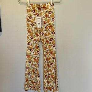 Arnhem Bells, size AU8, fits USA 4-6